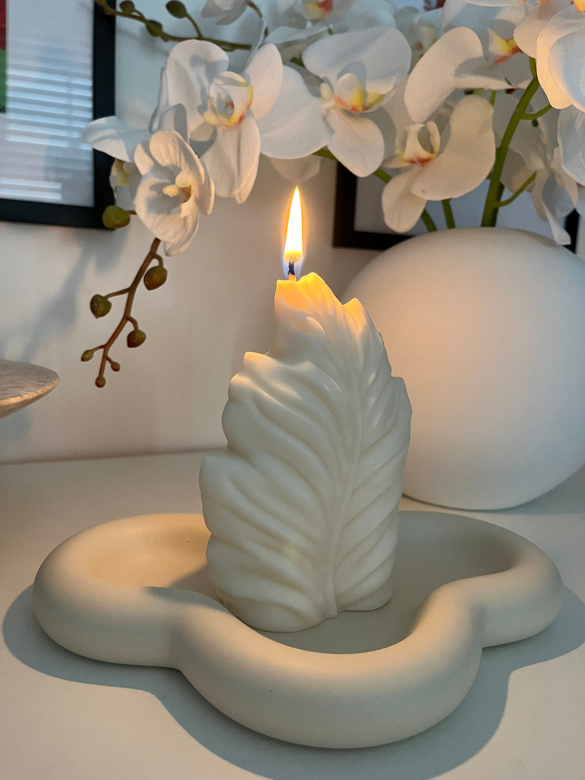 Feather Candle