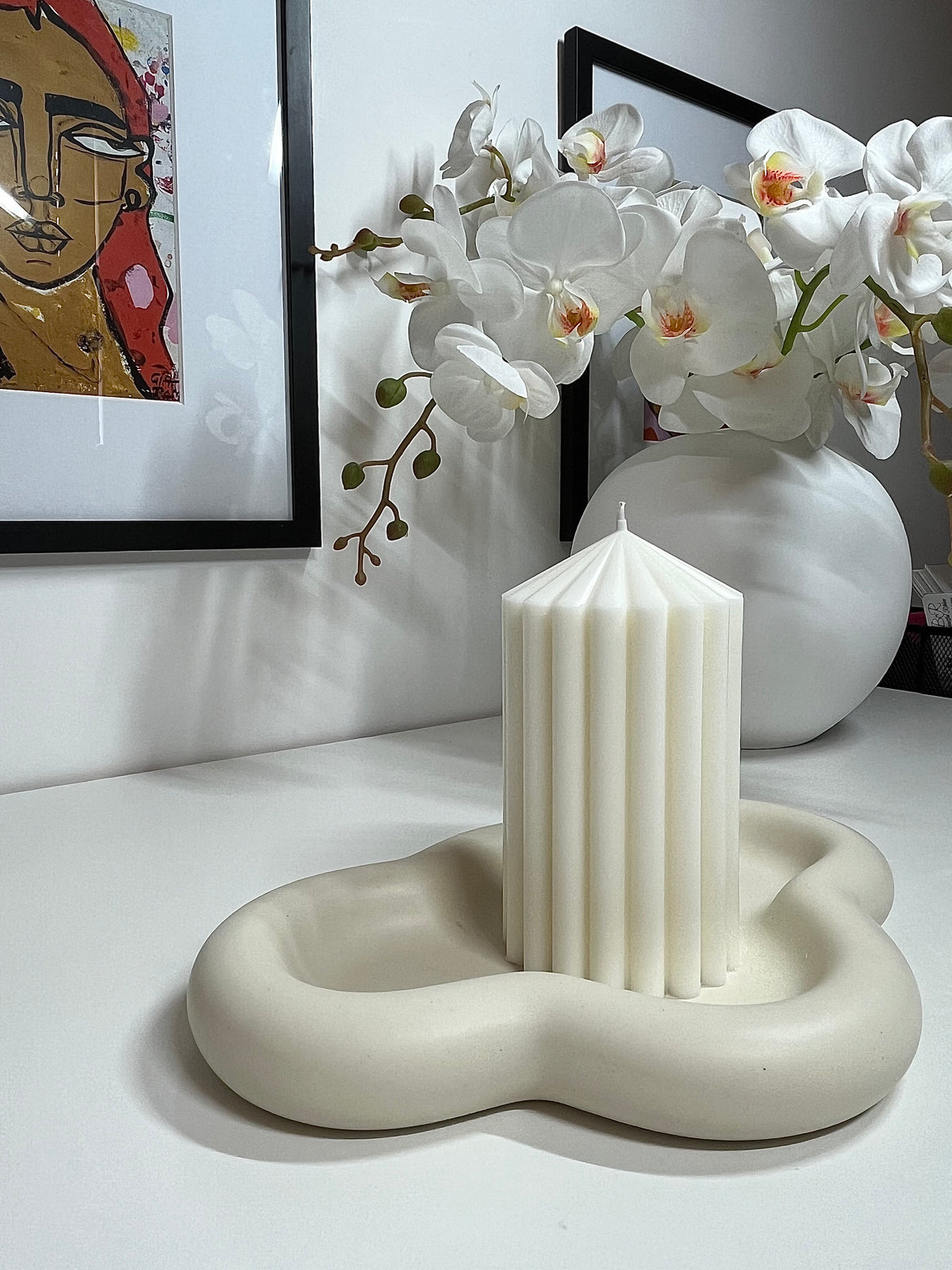 Small Ribbed Column Candle